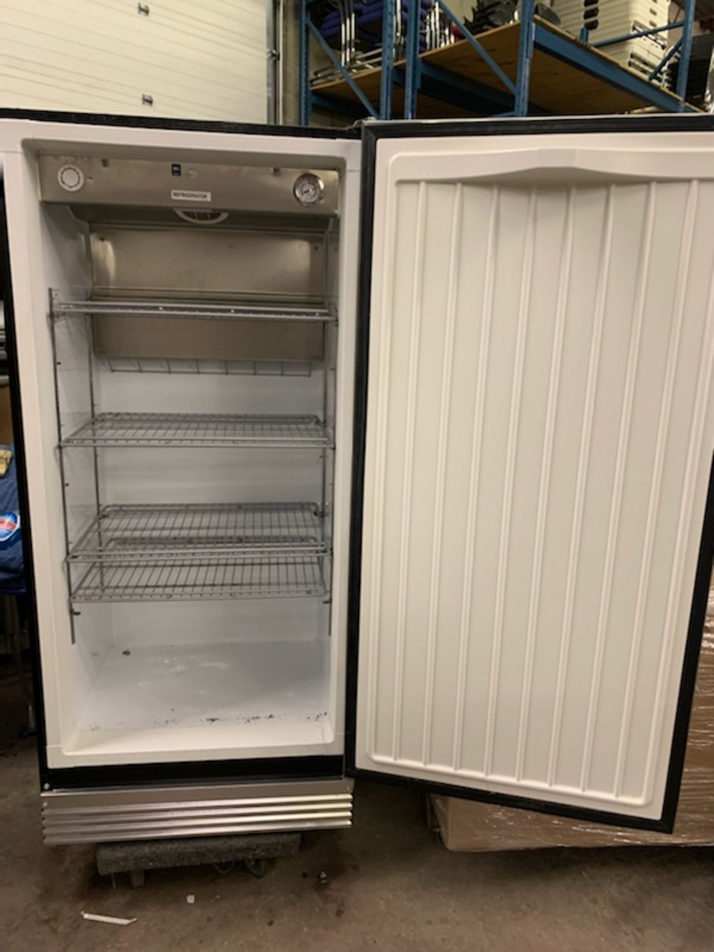FRIDGIDAIRE FCRS201RFB4 STAINLESS STEEL SINGLE DOOR REFRIGERATOR (LOCATED IN NORTH YORK, ON) - Image 2 of 3