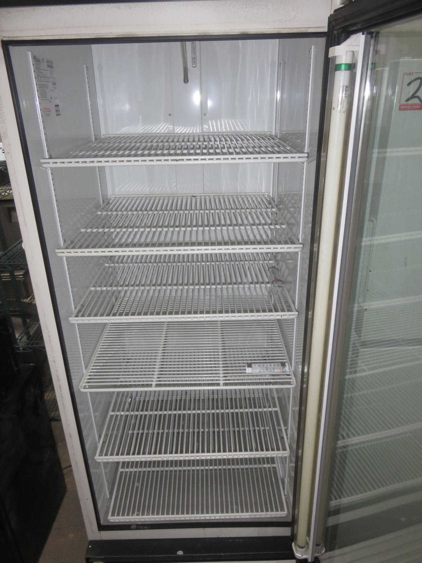 TRUE GDM-23 GLASS DOOR REFRIGERATOR - Image 2 of 2