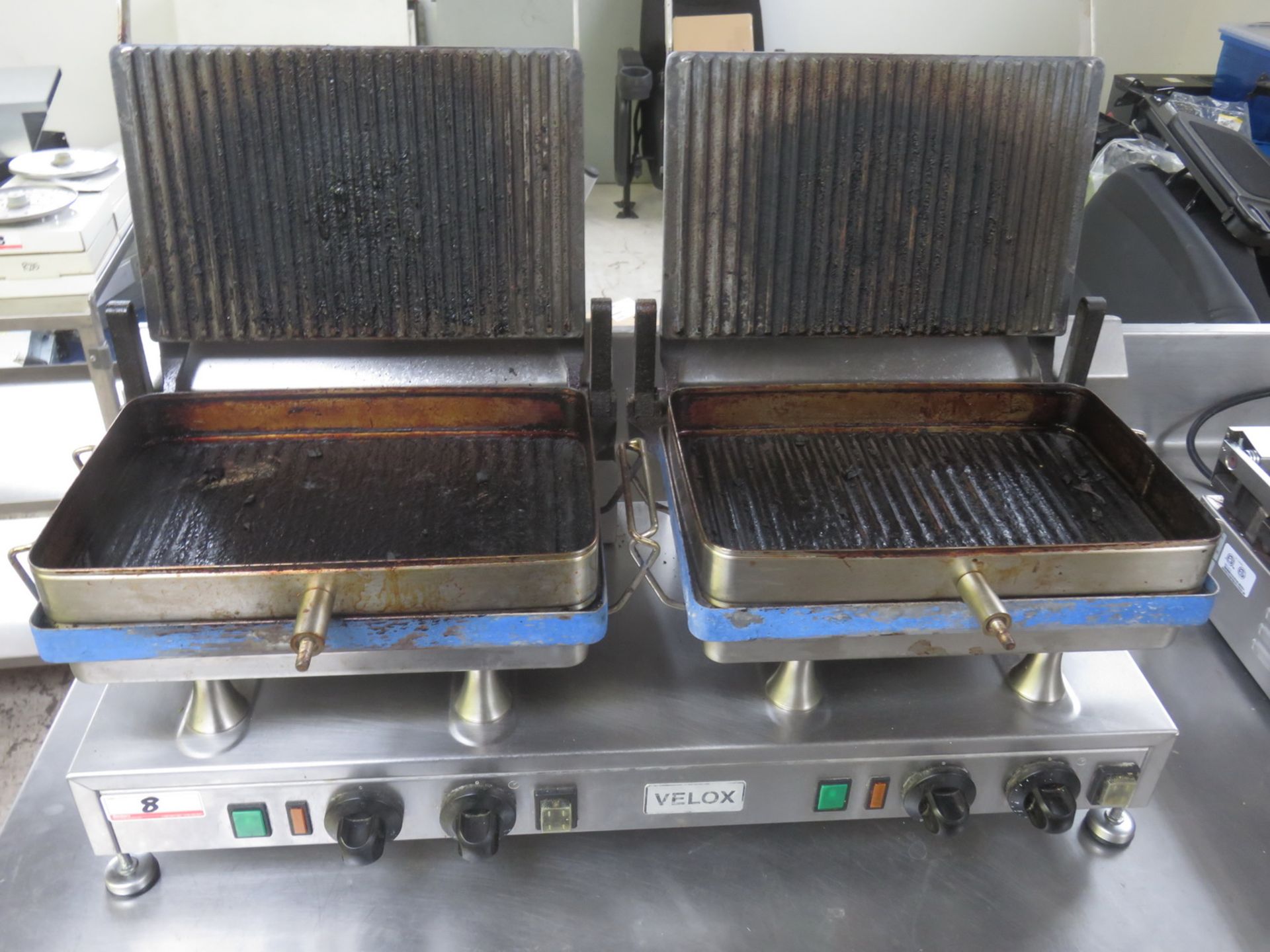 VELOX CG2 240V DUAL PRO PANINI GRILL - Image 2 of 2