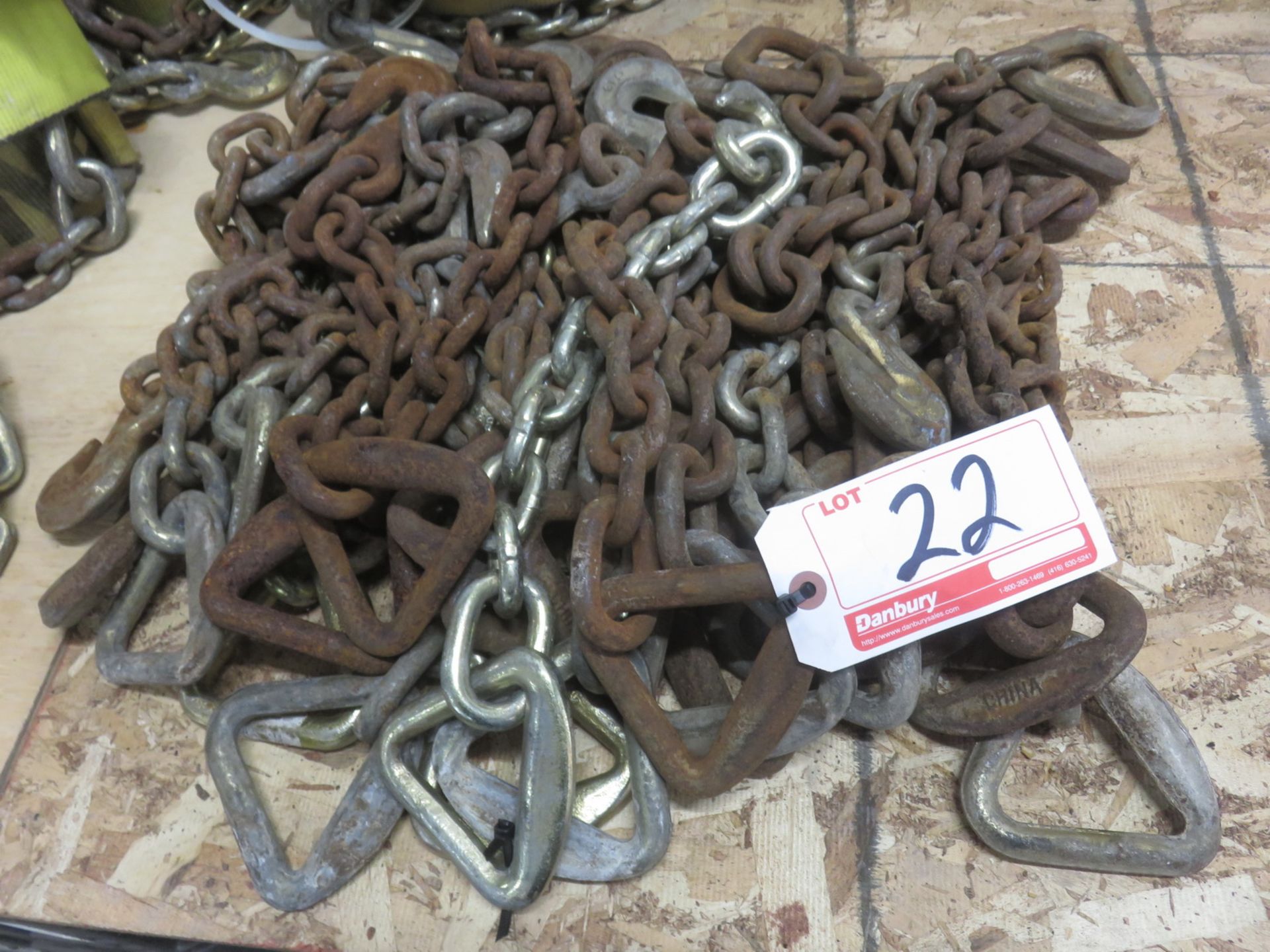 LOT - STEEL APPRX 20" CHAIN UNITS (APPROX. 22 PIECES)