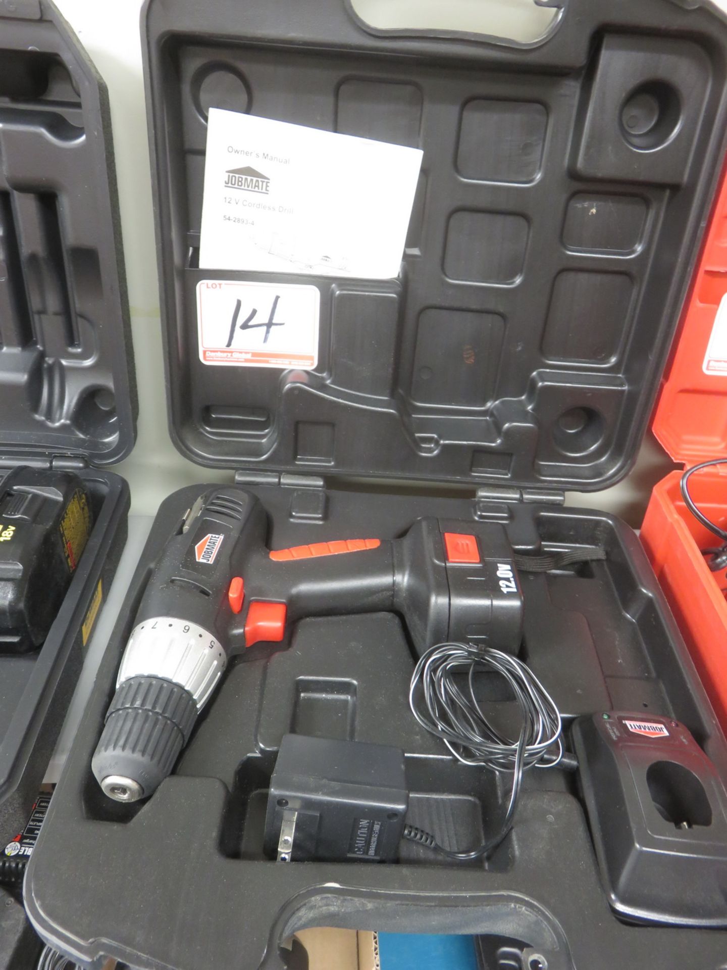 JOBMATE 12V BATTERY DRILL W/ CHARGER, BATTERY & CASE