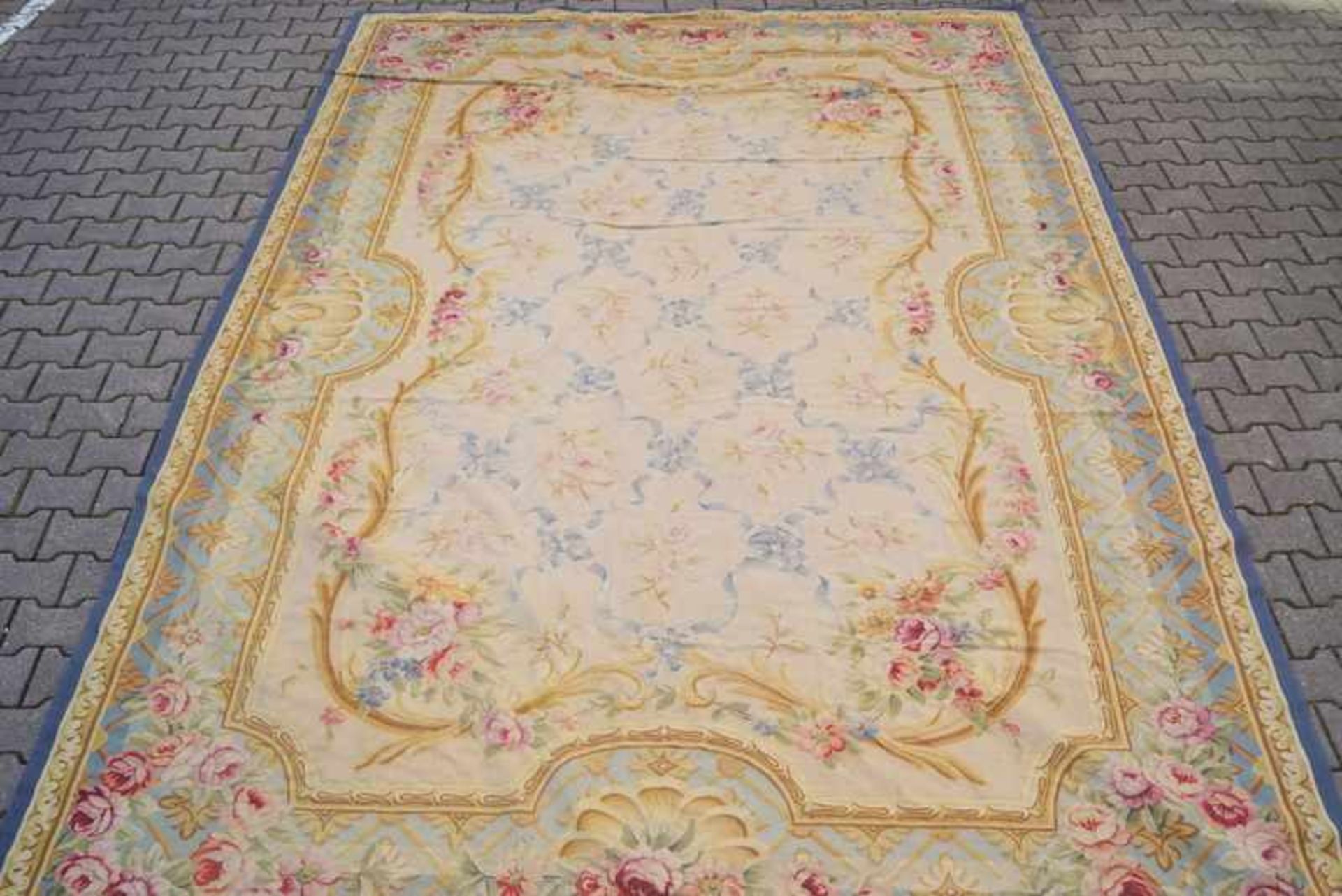 grosser Aubusson Teppich im Louis XIV StilFlachgewebe, Handarbeit, Anilin und Naturfarben,