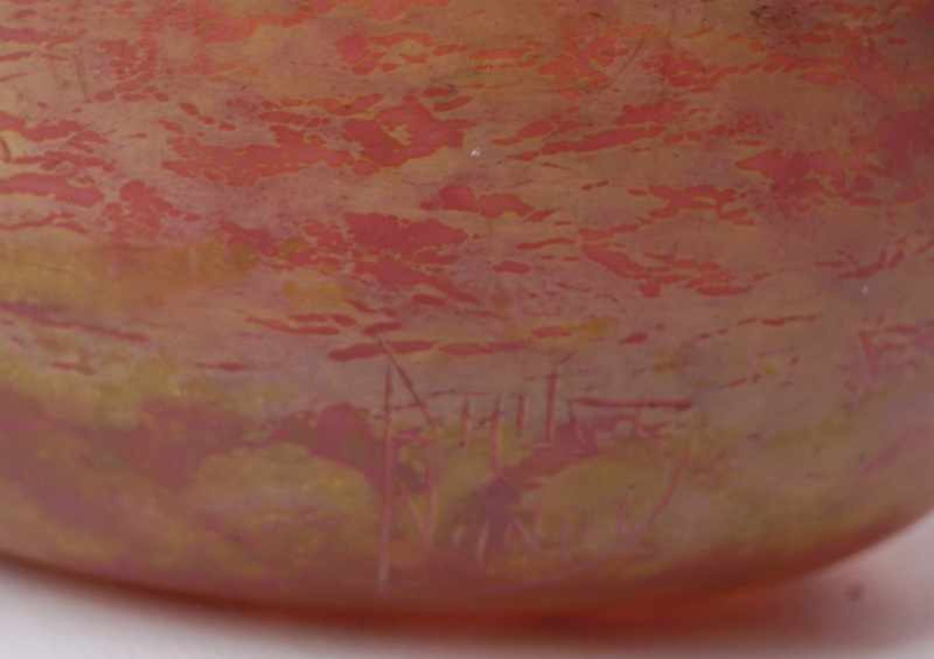 Große Schale Daum Nancyrund mit vier Einschnürungen, weinrotes Glas mit maigrünen - Image 2 of 2