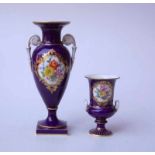 Staatlich Meissen (Unterglasurblaue Schwertermarke nach 1933 ff. 1. Wahl): 2 Vasen mit