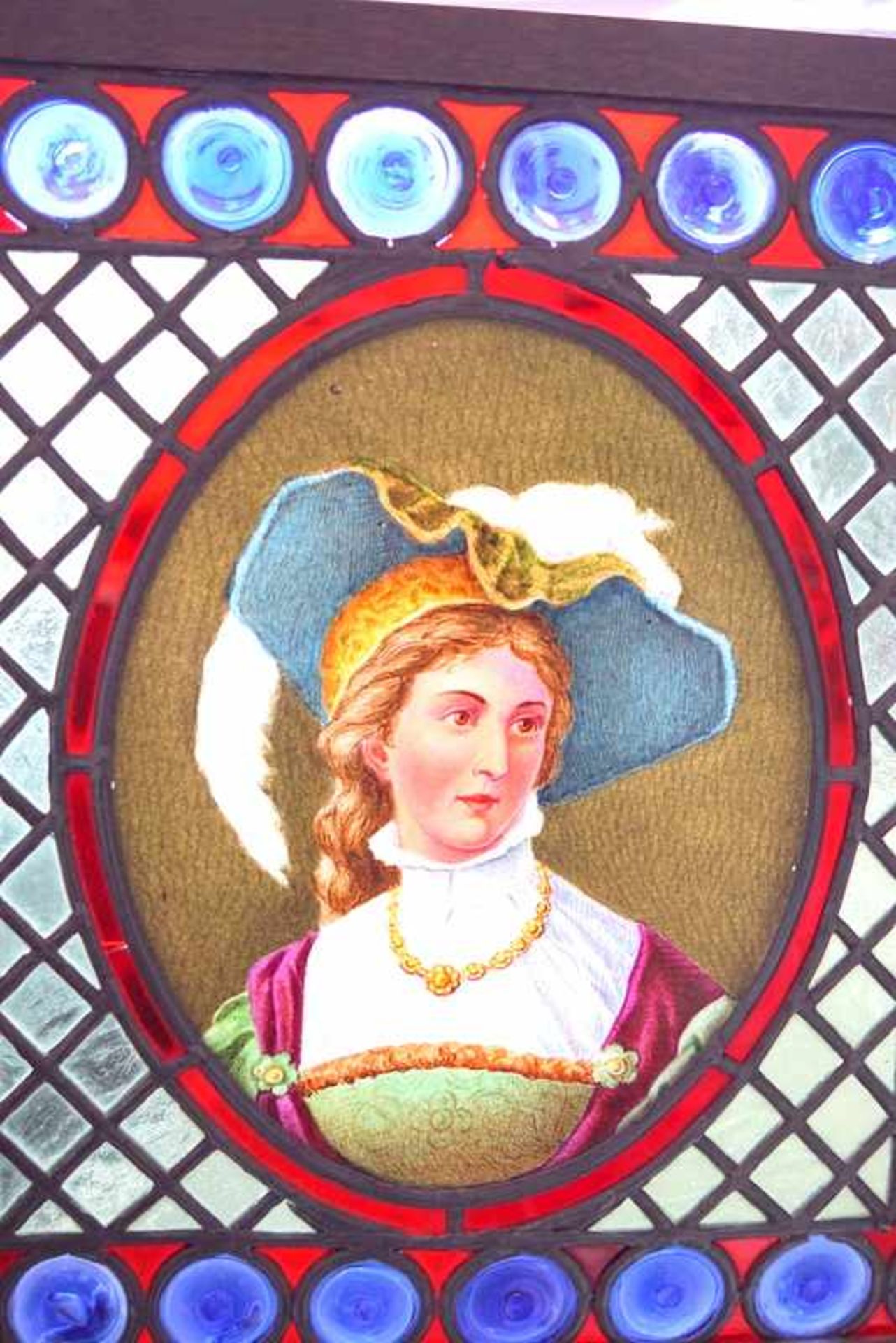 Historische Hinterglasmalereimittig ovales Porträt einer Dame in typischer Tracht mit - Bild 2 aus 2