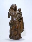 Mariendarstellung mit Christuskind, Frankreich/Belgien, ca. um 1720Linde gebeitzt ehemals gefasst,