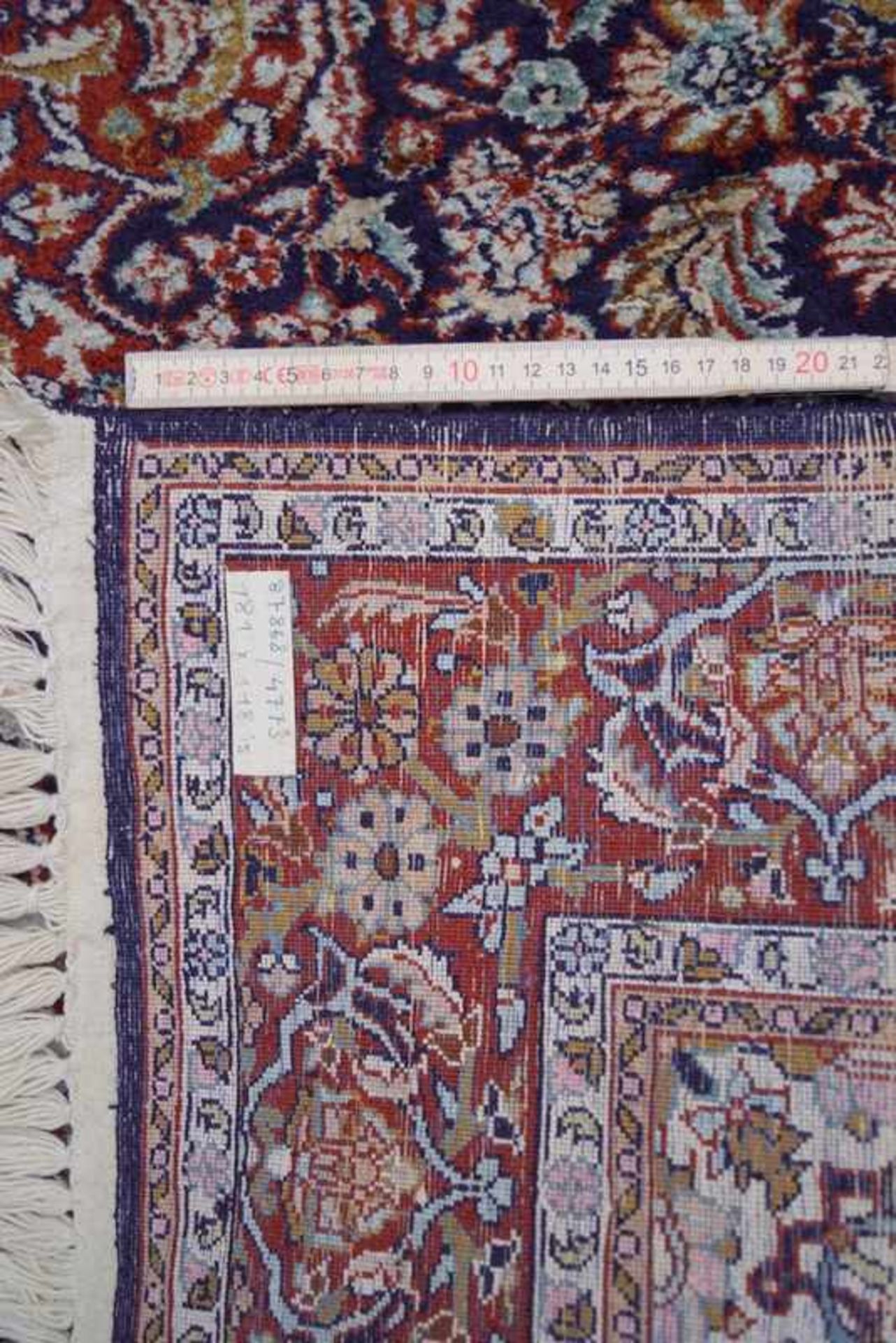 Persischer KeschanWolle auf Baumwolle, sehr fein geknüpft, gepflegt, ca. 60 x 180cm. - Bild 3 aus 3