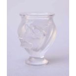 Rene Lalique, Wingen sur Moder (diamantgeritze Signatur): Vase, Frankreich, nach 1945Kleine,