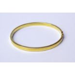 Gelbgold Armreif, 585Innendurchmesser ca. 6,2cm, Gewicht 11g.- - -20.00 % buyer's premium on the