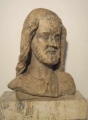 Fragment eines Christus/Chorpfeilerfigur, Frankreich, 13./14. Jhd.Gräulich geäderter Kalkstein,