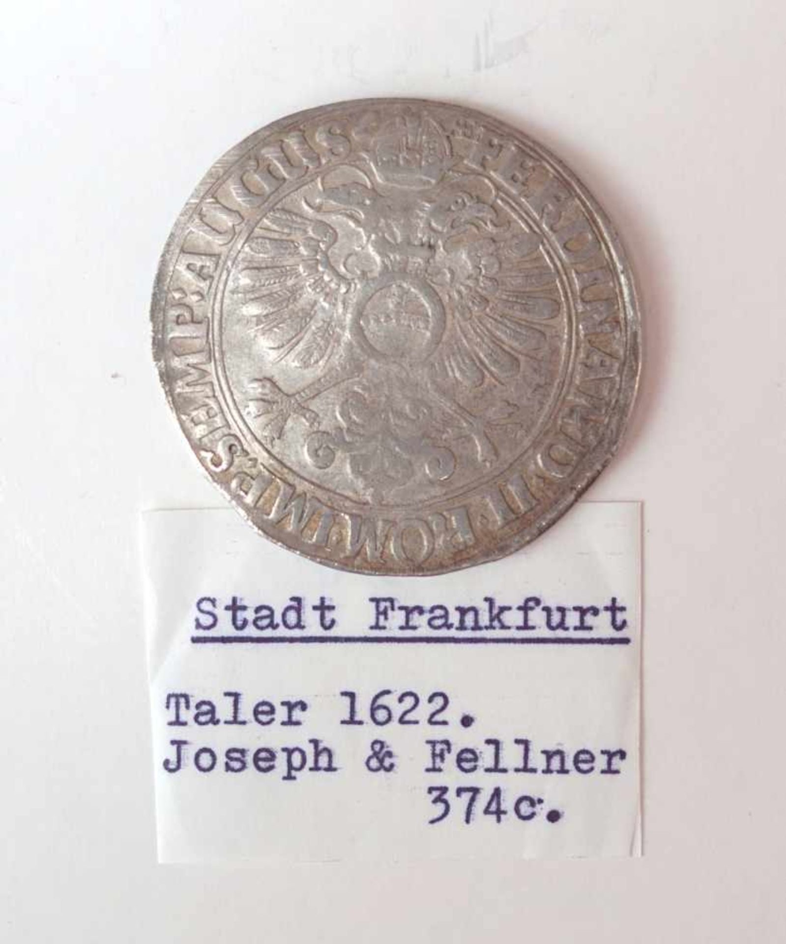 Stadt Frankfurt, Taler von 1622VS: Kreuz mit Schild mit dem Frankfurter Adler darauf, Umschrift: