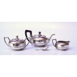 Silberner Teekern, Holland, 1913, zus. 988g, 800er Silber VorschootenGlatte gebauchte Form mit
