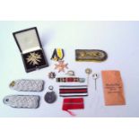 Teilnachlass eines Offiziers Konvolut Orden und Pins meist 2. WKEpauletten sowie 1 Stück