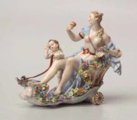Königl. Meissen (Unterglasurblaue Marke ( Knaufzeit) 1850-1924): Venus und Amor im Muschelwagen