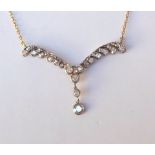 Diamant-Collier, 585 GG und Platin, Art Déco, Gesamtkaratzahl ca. 0,65 ct1 x 0,25 ct Diamanten im