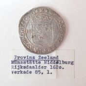 Provinz Zeeland, Rijksdaalder von 1620VS: Brustbildnis eines Herrschers mit Reichsinsignien nach