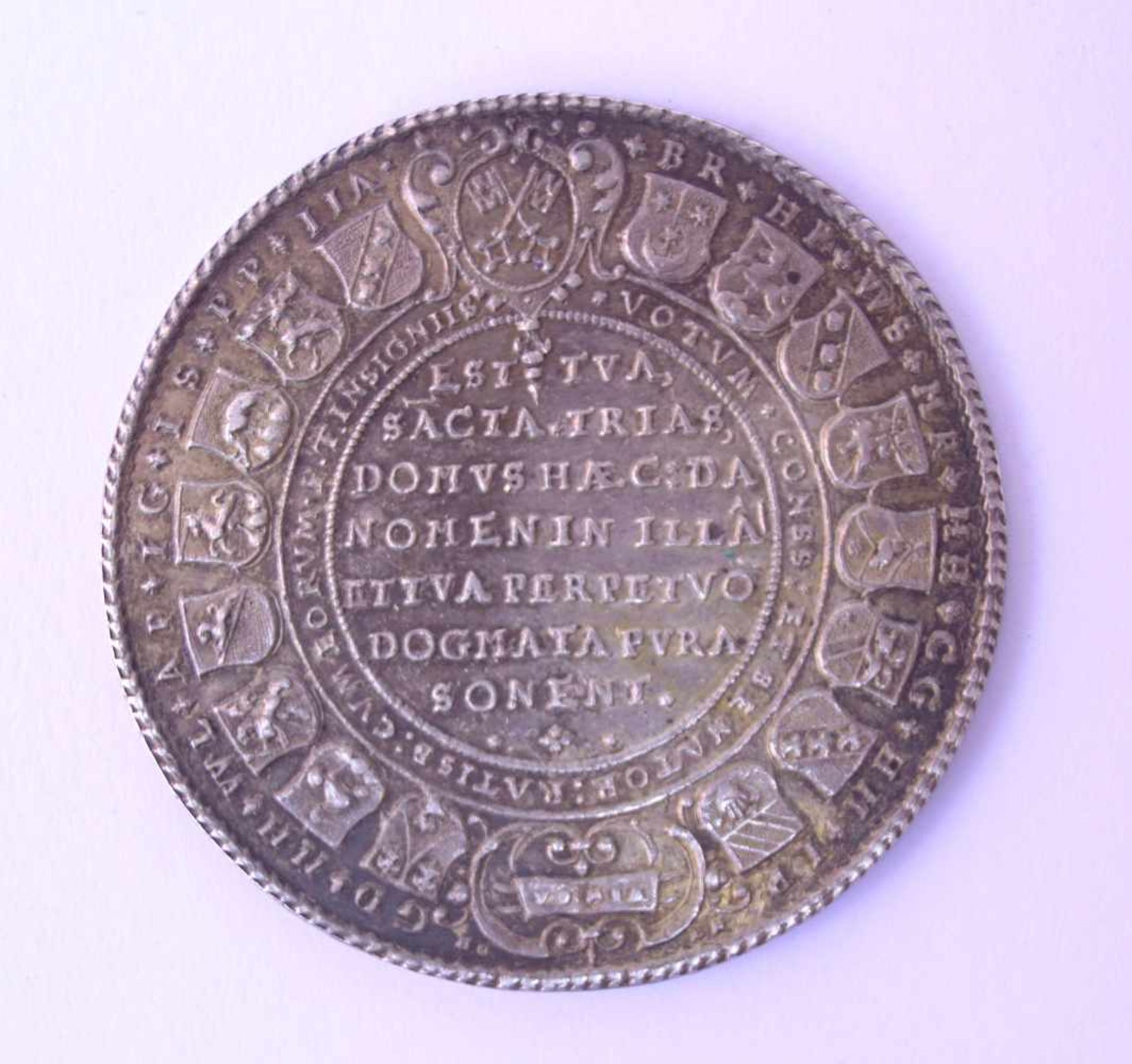 Silbermedaille, Regensburg, dat. 16271627 unsigniert, auf die Grundsteinlegung der - Image 2 of 2