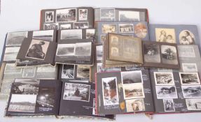 Umfangreicher Fotonachlass einer Industriellenfamilie, 1900-194510 hist. bedeutende Alben einer