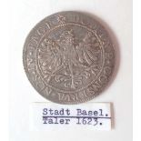 Stadt Basel, Taler von 1623VS: nach links gerichteter schwarzer Krummstab (Baselstab) als Wappen der
