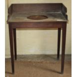 Early 19thC mahogany washstand on tapered legs