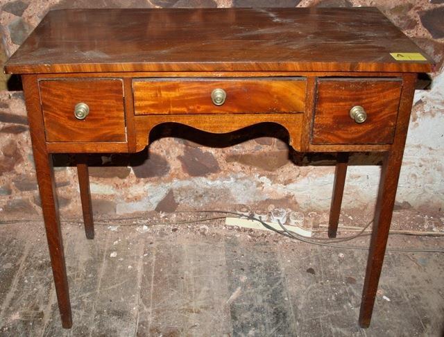 Small antique dressing table, mahogany veneer, 3 brass handled drawers