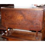 Late 18thC pad foot, drop leaf gate leg mahogany supper table