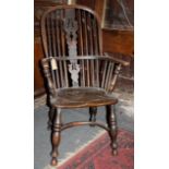 Early 1800s hoop back Windsor chair in ash and elm with crinoline stretcher
