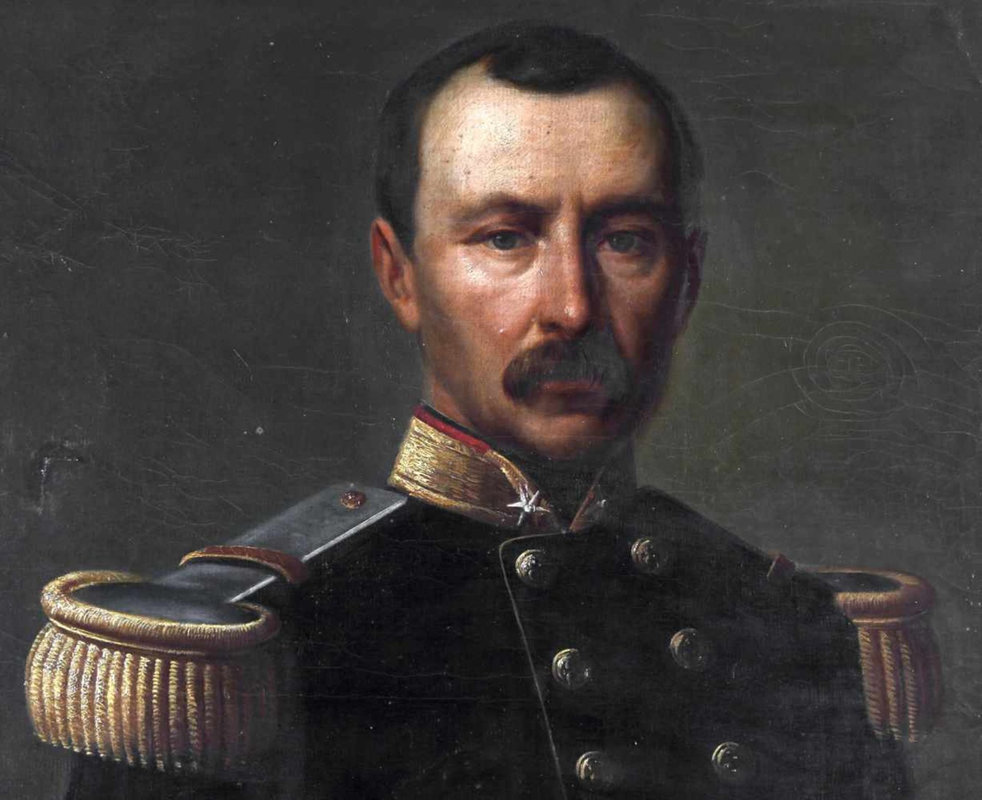 Porträt eines Militärs (Hüftbild), um 1900100 x 74 cm, im etwas späteren vergoldeten Stuckrahmen (um - Bild 3 aus 3