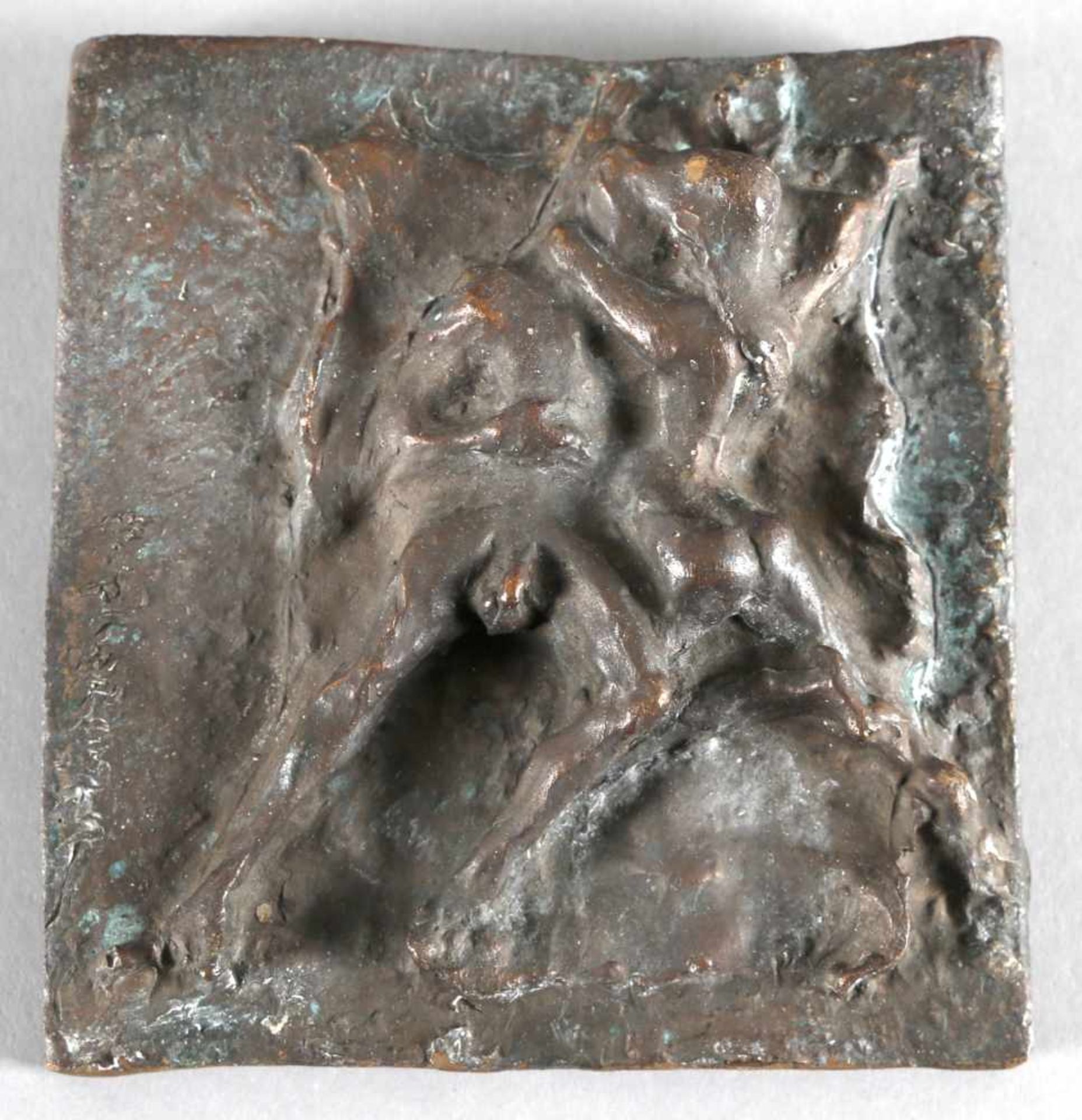 Hans Schröder (Saarbrücken 1930-2010 Saarbrücken)Liebespaar, Relief, Bronze, um 1969/70, links