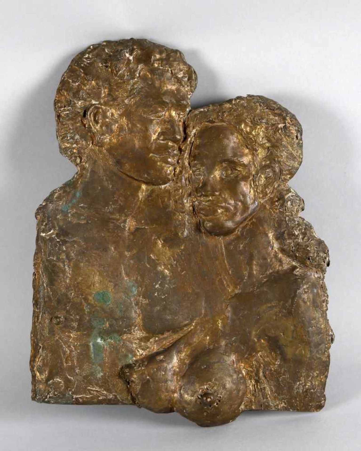 Hans Schröder (Saarbrücken 1930-2010 Saarbrücken)Liebespaar, Wandrelief, Bronze, verso mit