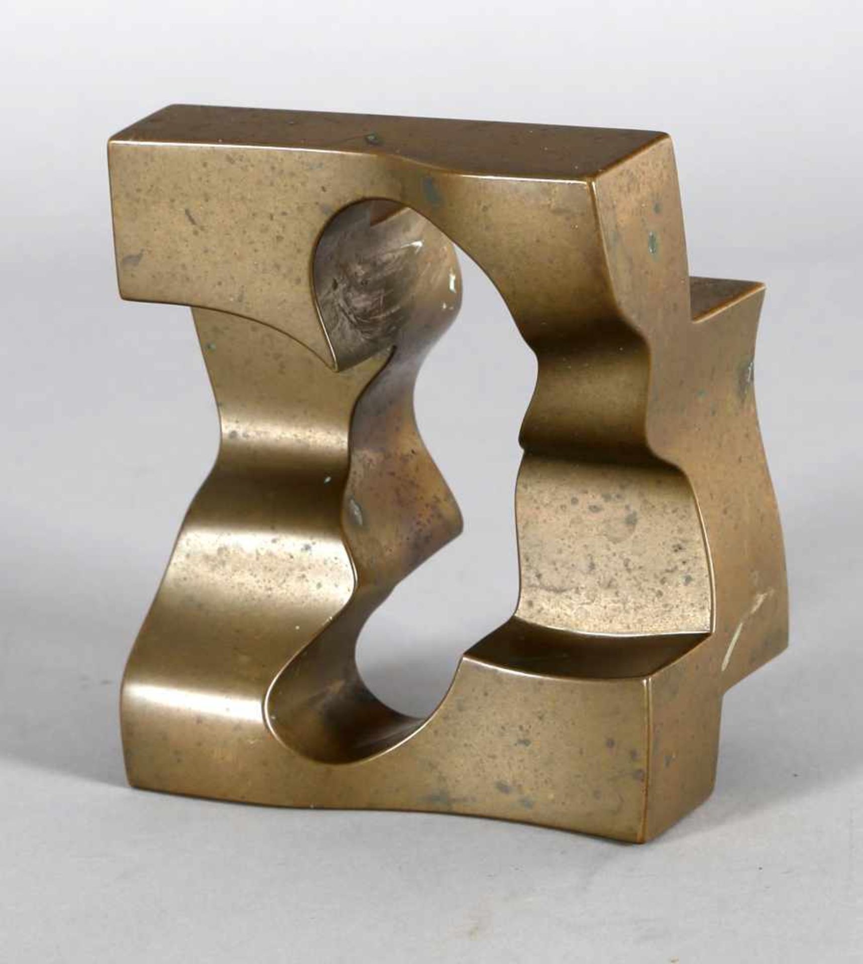 SaxSkulptur, Bronze, 1971, Exemplar 2 von 3, 11,5 x 14 cm, H: 7 cm, auf Unterseite signiert SAX 71