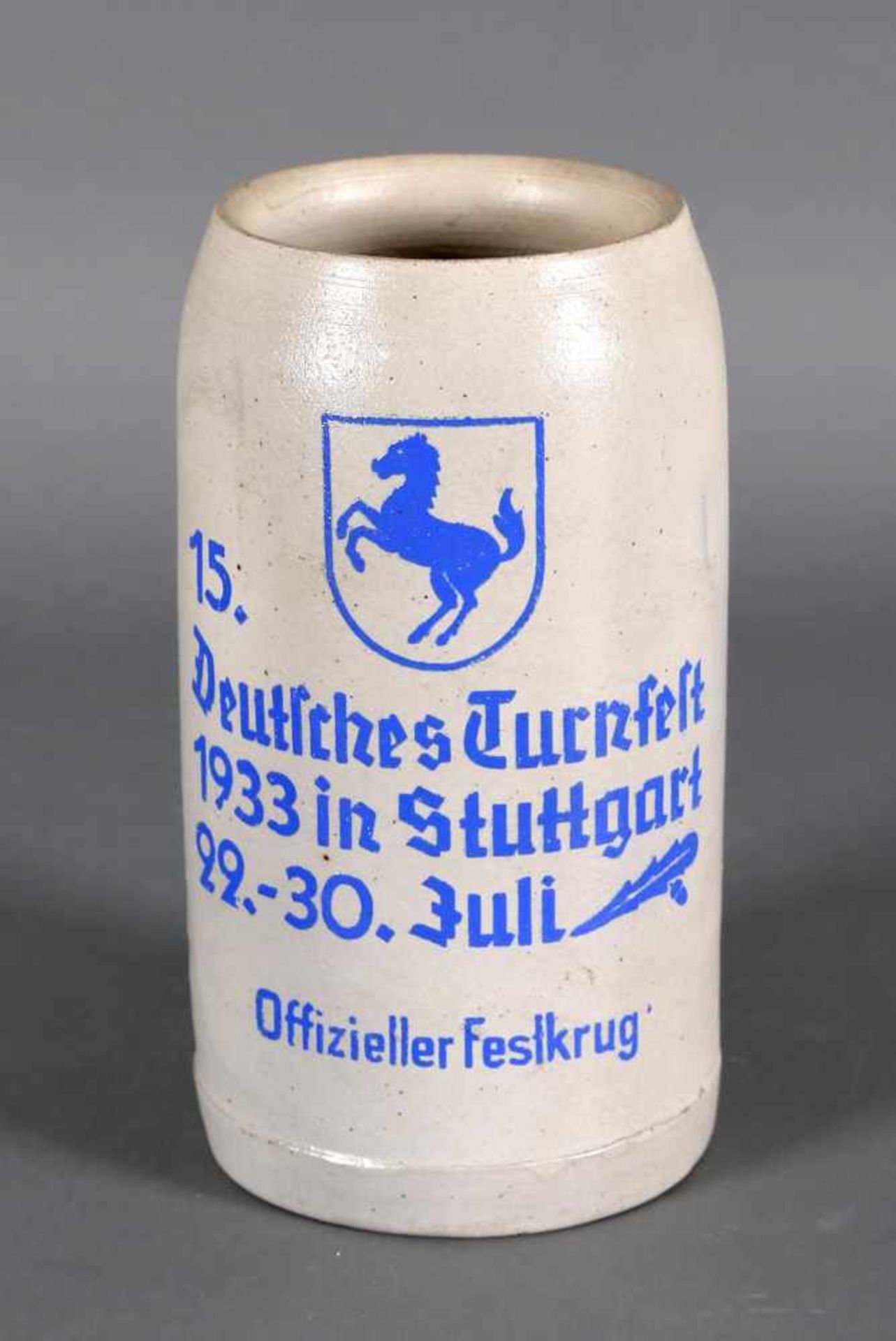 Bierkrug Turnfest 1933 in Stuttgartgemäß Aufschrift offizieller Festkrug anlässlich des 15.