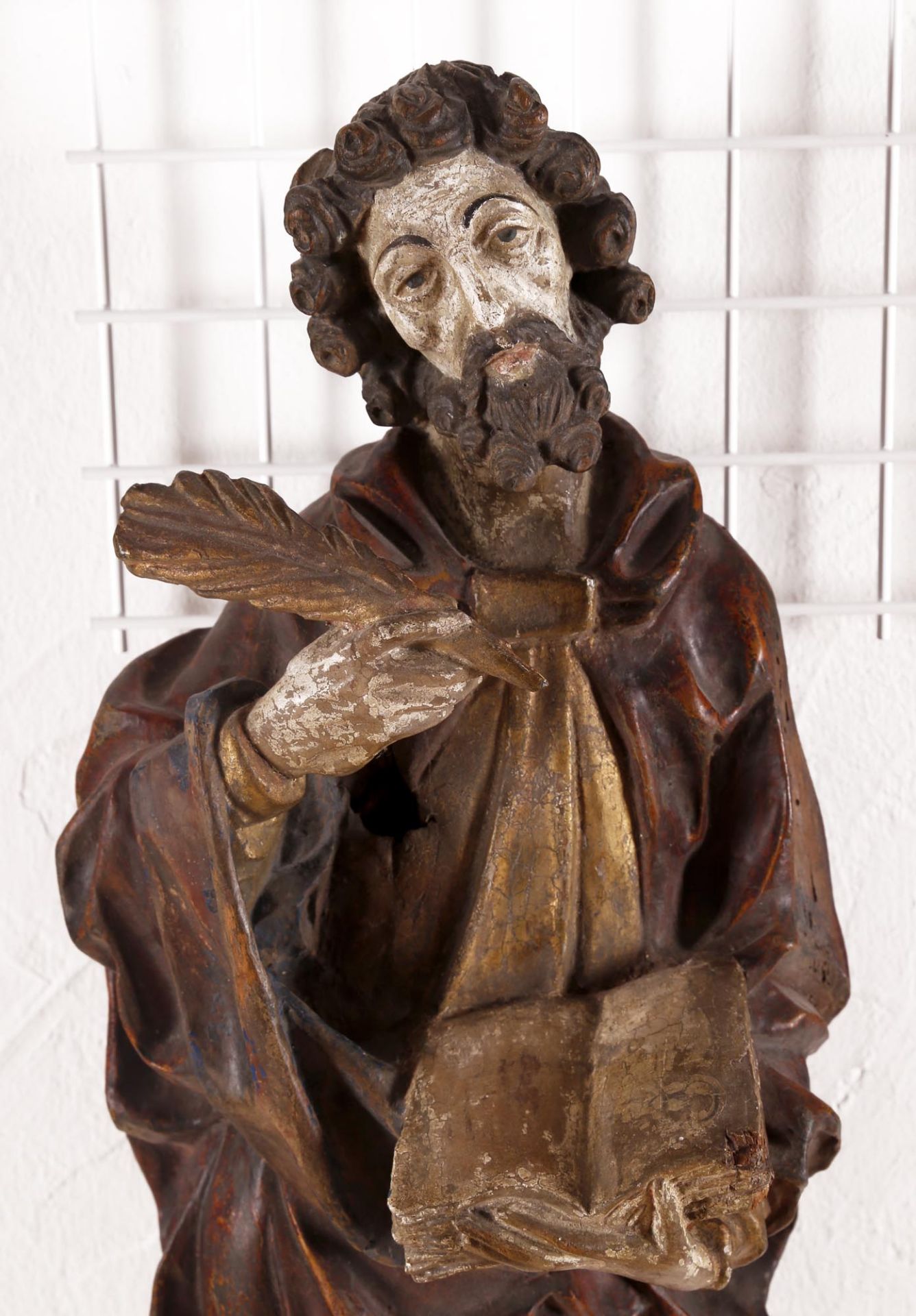 Evangelist Johannes, Mainfranken, um 1900Holz geschnitzt, farbig gefasst und vergoldet, Johannes mit - Bild 2 aus 2