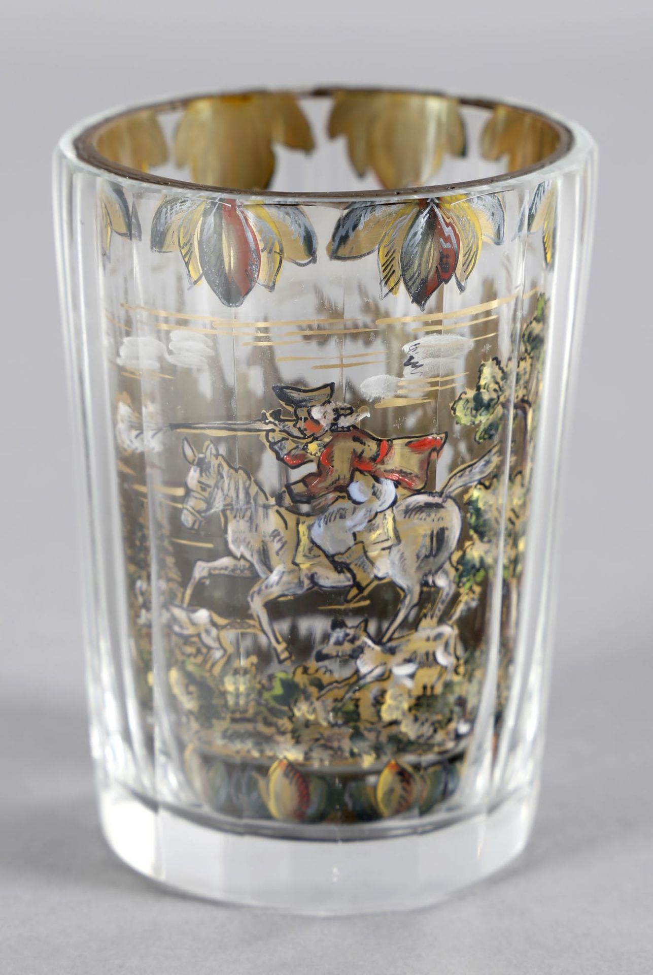 Zwischengoldbecher mit Hirschjagd, deutsch, wohl 18. Jh.farbloses Glas, leicht konischer auf der