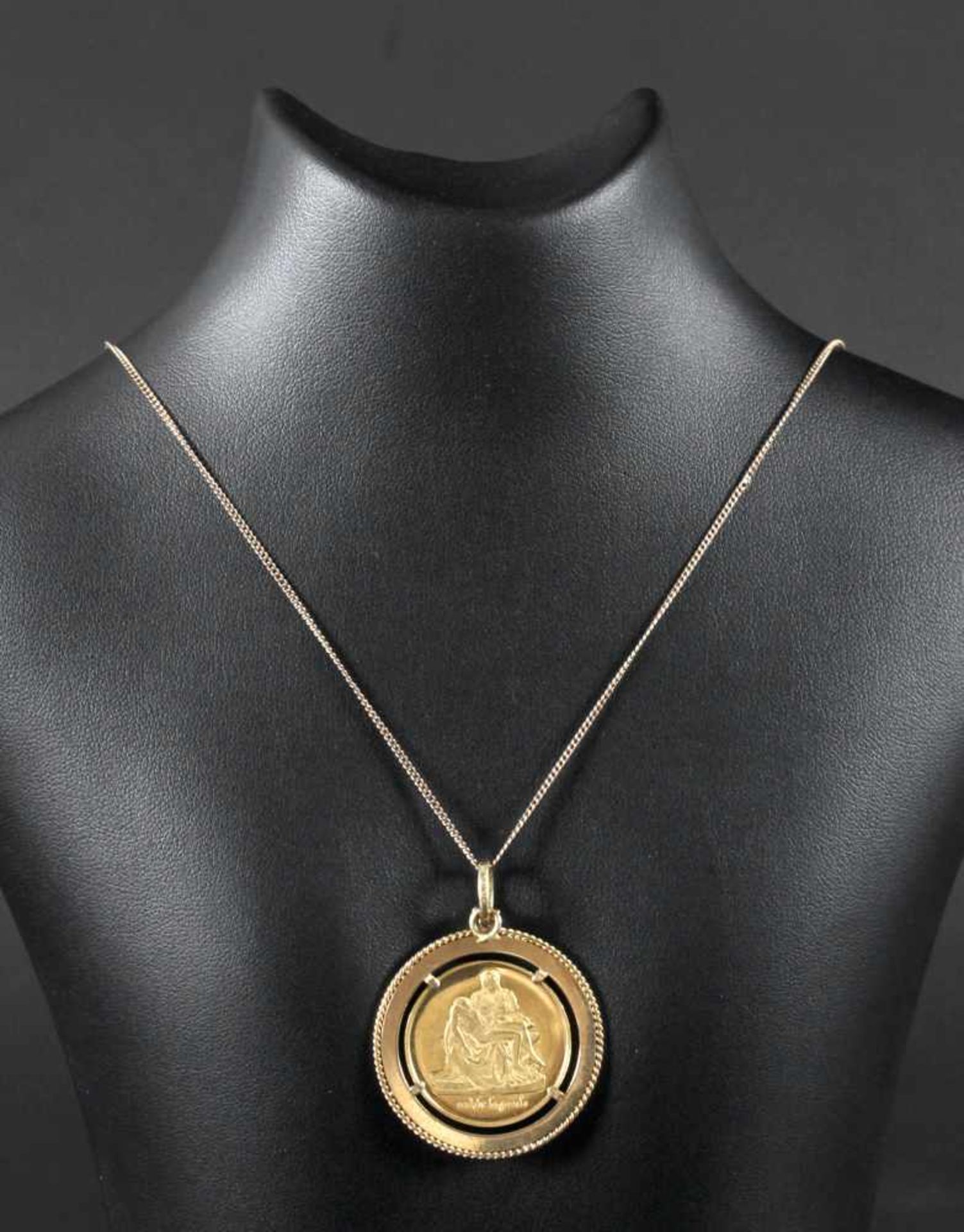 Anhänger mit Medaille New York World´s Fair 1964-65, 750er GG, 12,6 gan Kette aus 333er Gold (2,6