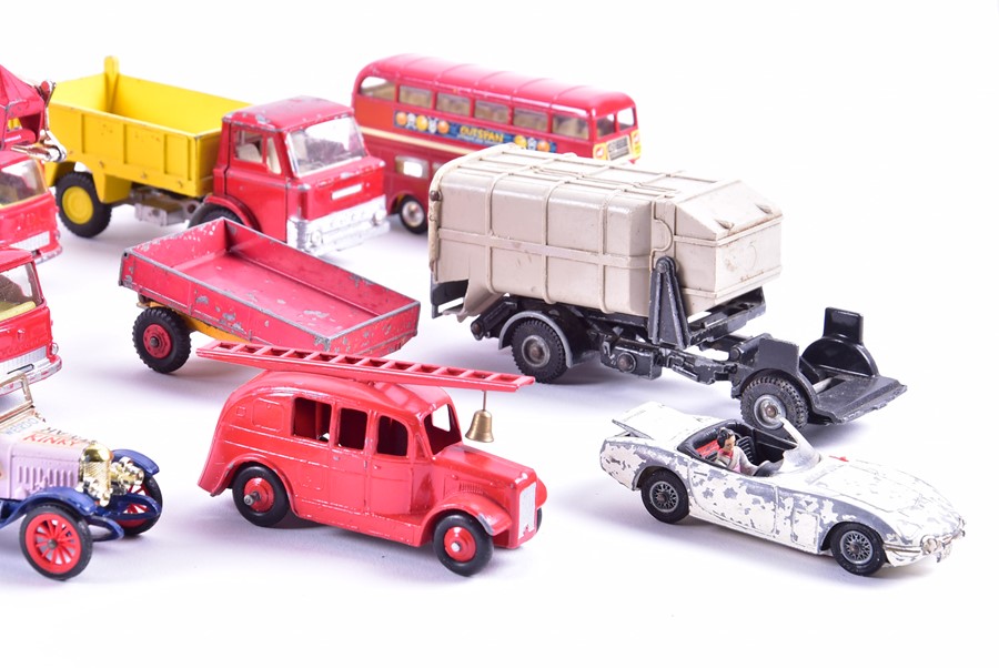 A collection of loose and playworn Dinky diecast vehicles to include buses, fire engines, commercial - Image 6 of 8