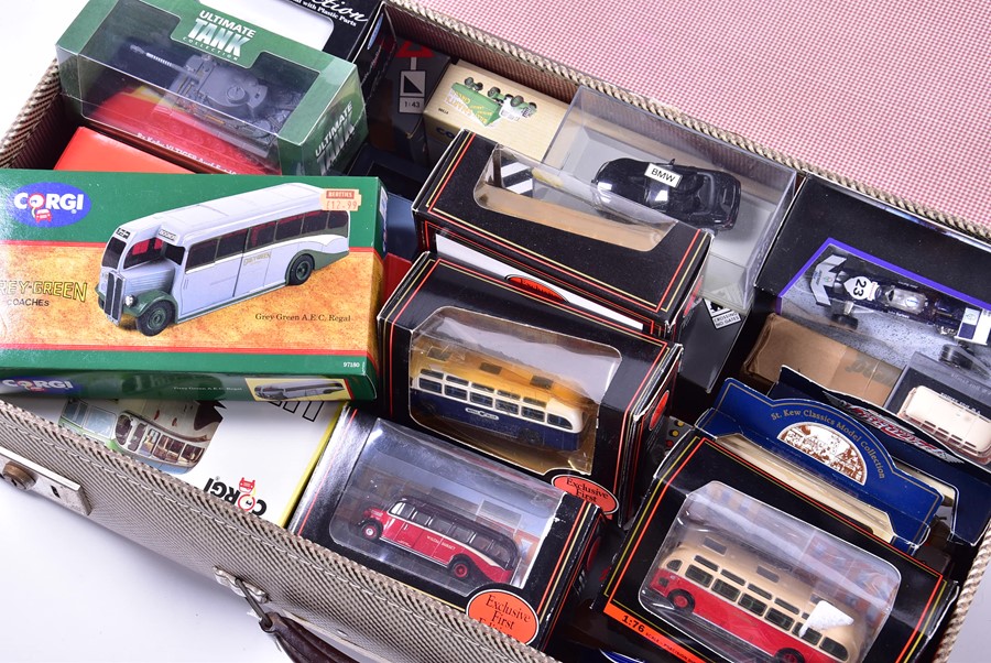 A large quantity of mint and boxed diecast vehicles to include TV show models (eg. Heartbeat, Only - Image 4 of 8