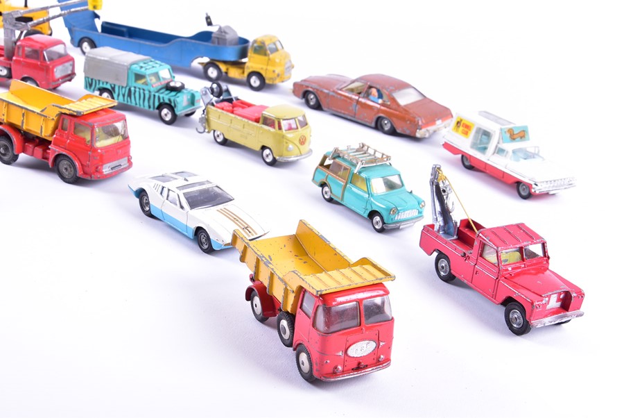 A good collection of vintage loose and playworn Corgi diecast vehicles to include a Riley Police - Image 3 of 3
