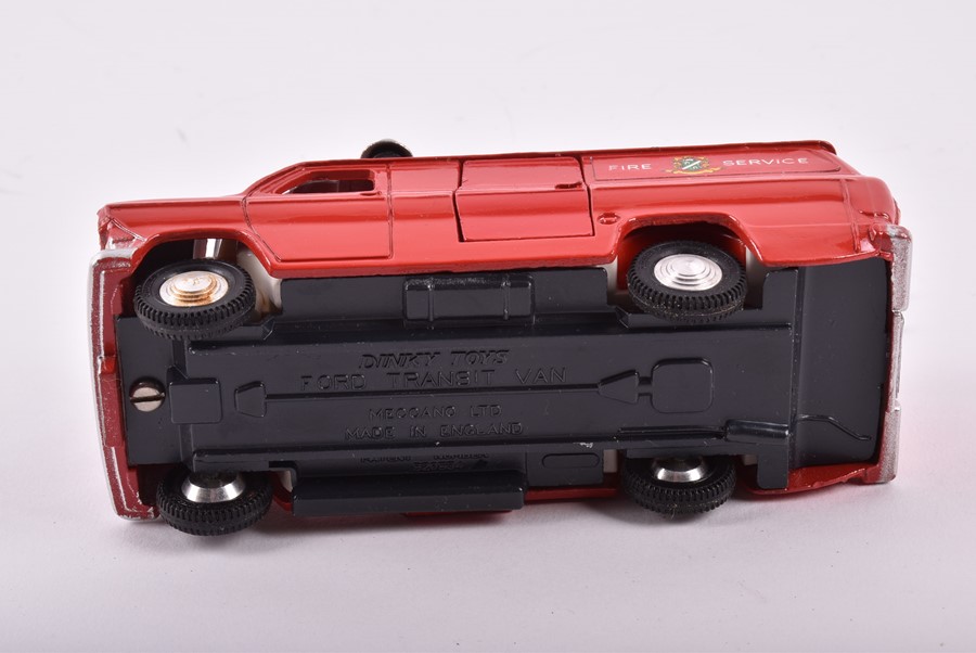 A Dinky Toys 285 Merryweather Marquis Fire Tender together with a 287 Police Accident Unit, a 286 - Image 12 of 12