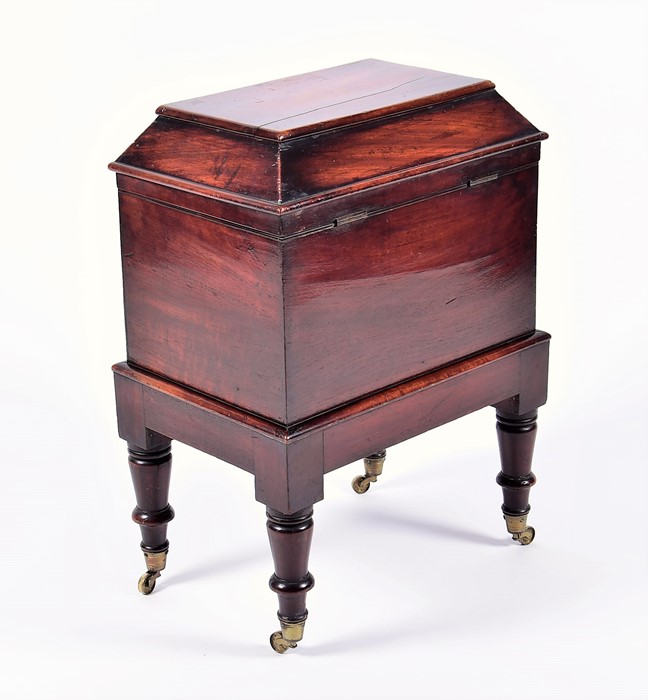 A Regency mahogany cellaret of sarcophagus form, the raised lid above a rectangular body supported - Image 3 of 5