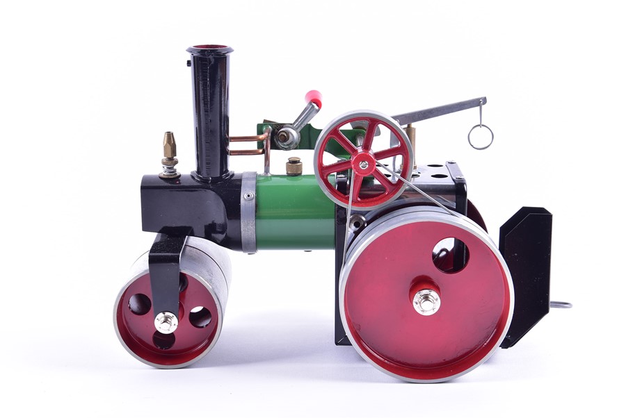 A Mamod model steam roller in original box, appears unused. - Image 11 of 14