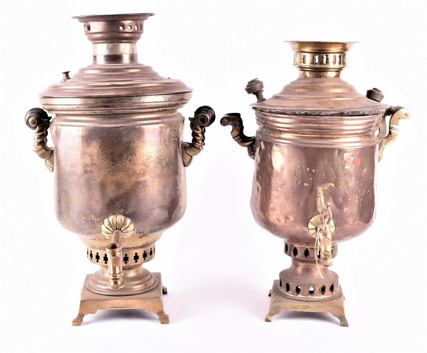 Two Russian Samovars both 19th century, each made of copper and brass with various stamped details - Image 2 of 7