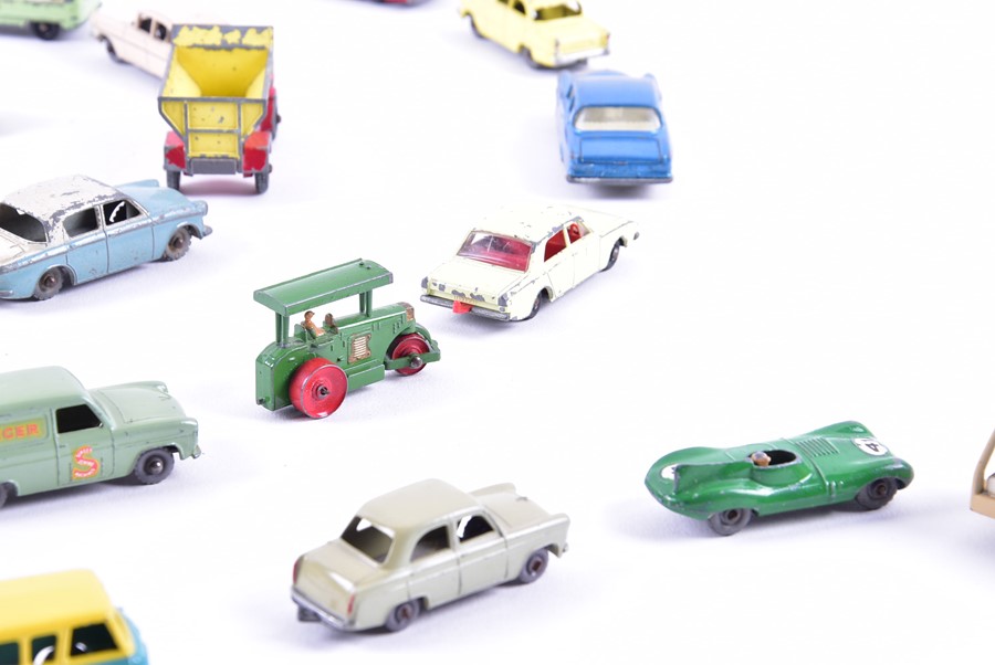 A good collection of approximately thirty playworn early Matchbox Lesny diecast vehicles. (Qty) - Image 8 of 8