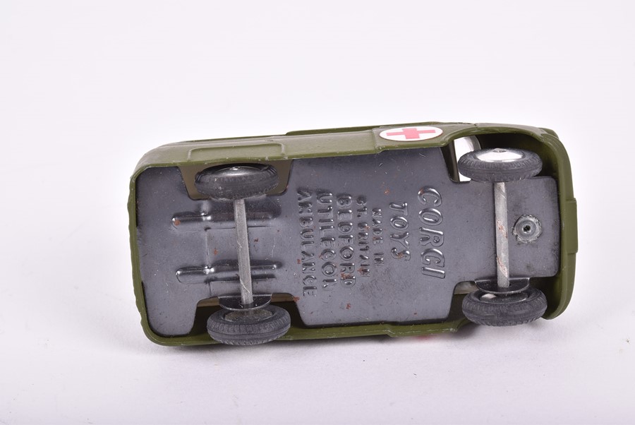 Three Dinky Toys boxed military vehicles comprising a 674 Austin Champ, a 673 Scout Car and a 688 - Image 8 of 14