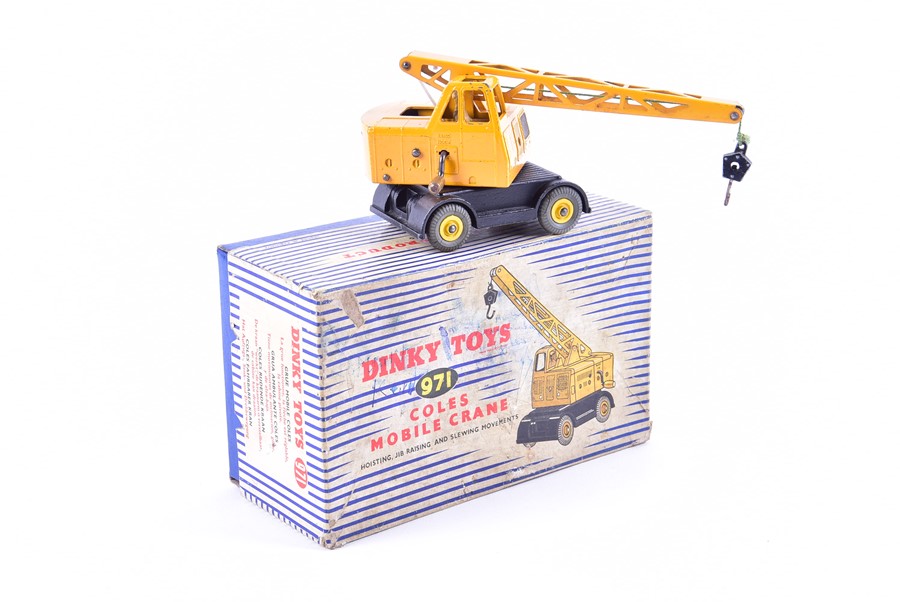 Six boxed vintage Dinky Toys diecast vehicles comprising 965 Euclid Rear Dump Truck (x2), 971 - Image 2 of 5