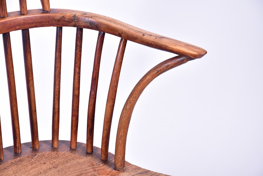 Two graduated 19th century elm and ash Windsor armchairs each with pierced vase splatbacks and - Image 8 of 8