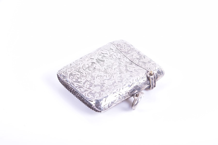 Two silver vesta cases and a miniature pill box the larger vesta decorated with crawling floral work - Image 7 of 7