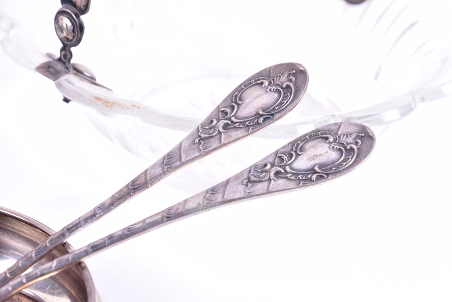 A collection of English and continental silver items to include a two boxed German spoons, a Dutch - Image 3 of 12