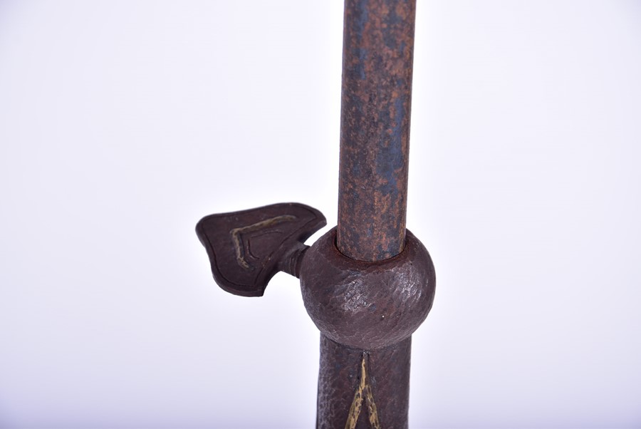 A late 19th century wrought iron telescopic Arts and Crafts lamp standard with applied metal - Image 7 of 14