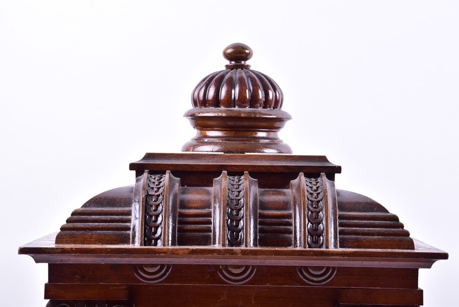 A late 19th century painted wood and brass-mounted mantel clock in the Renaissance style, with a - Image 7 of 8